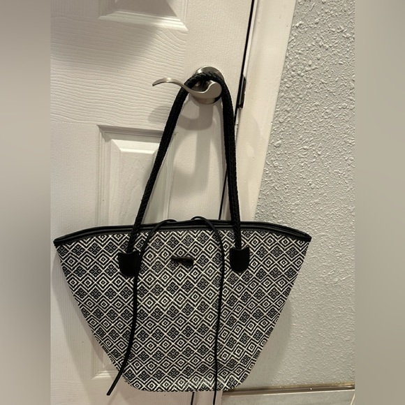 Neiman Marcus Tote Bag Black and White Straw Braided - Picture 1 of 10